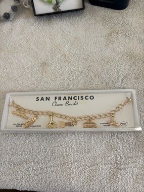 San Francisco Charm Bracelet Goldtone 7” NEW
